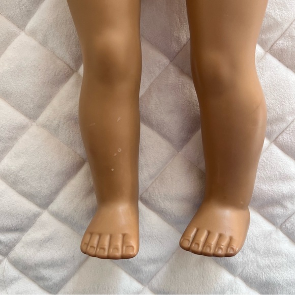 American Girl Doll Bob cut with bangs blond hair blue eyes - Picture 2 of 7